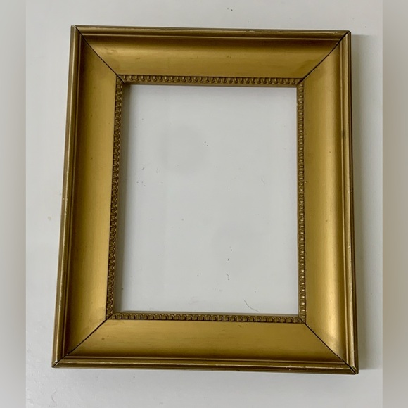Antique Gold Painted Wooden Portrait Picture Frame - Picture 4 of 14